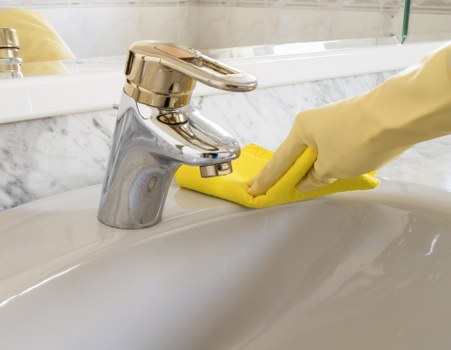 Professional Cubitt Town carpet cleaning with attention to detail